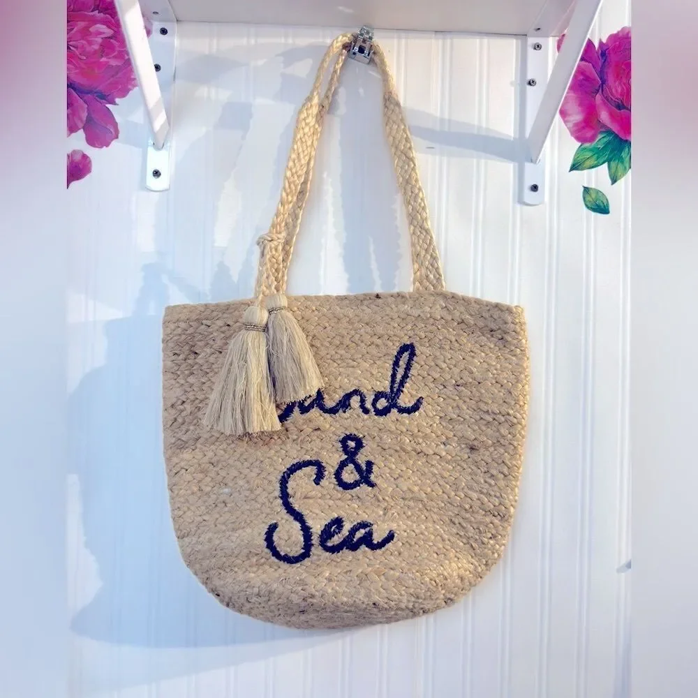 NWT‎ J.Jill  Gorgeous Sand and Sea Jute Tote-Woven Tote Bag